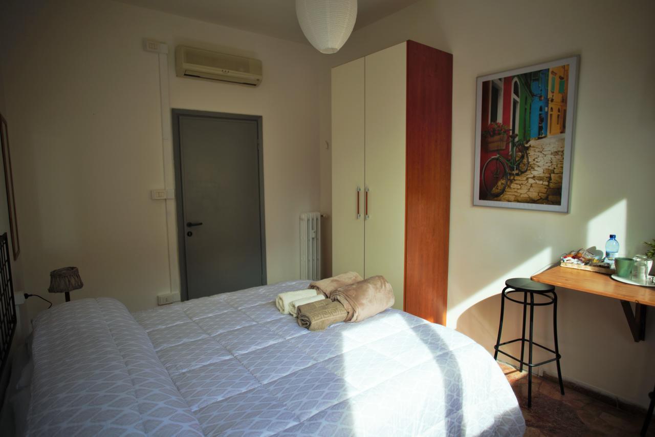 Guesthouse Amici Miei Флоренция Экстерьер фото