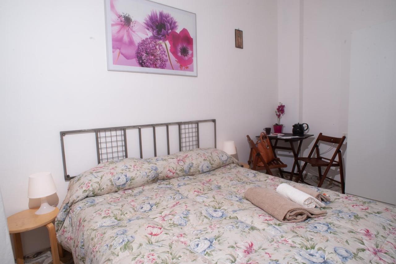Guesthouse Amici Miei Флоренция Экстерьер фото