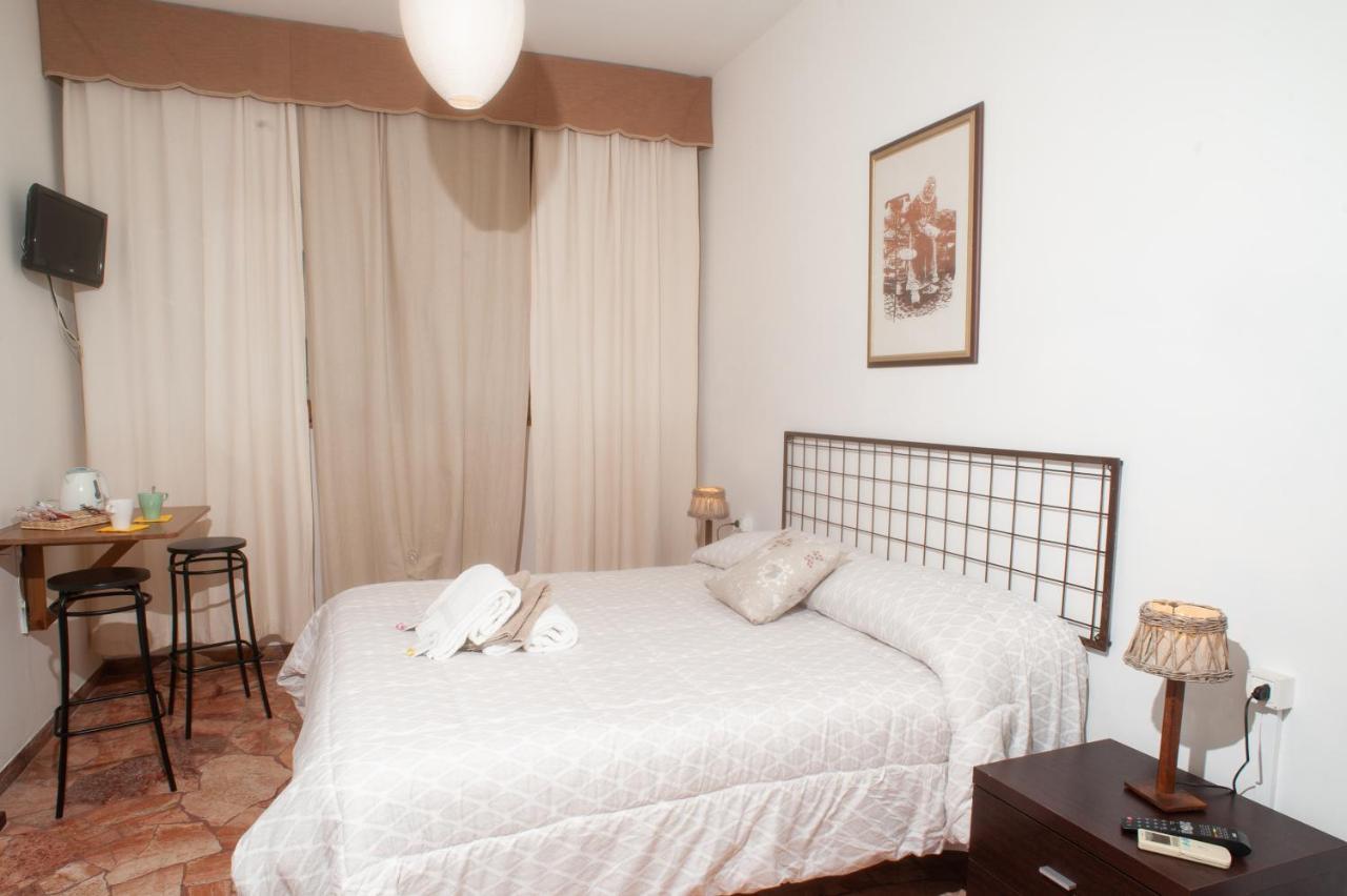 Guesthouse Amici Miei Флоренция Экстерьер фото
